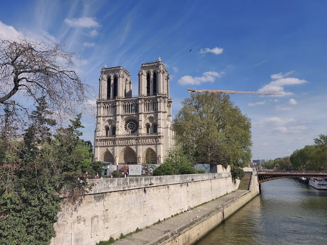 Cathedrale_Notre-Dame_de_Paris_Paris_2