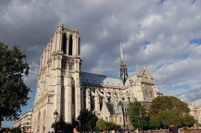 Cathedrale_Notre-Dame_de_Paris_Paris_3