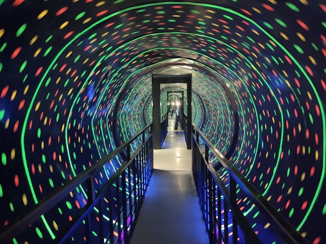 Musuem_of_Illusion_Delhi_2