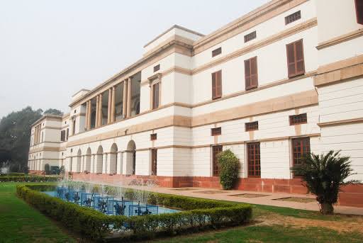 Teen_Murti_Bhavan_Nehru_Planetarium_Delhi_2