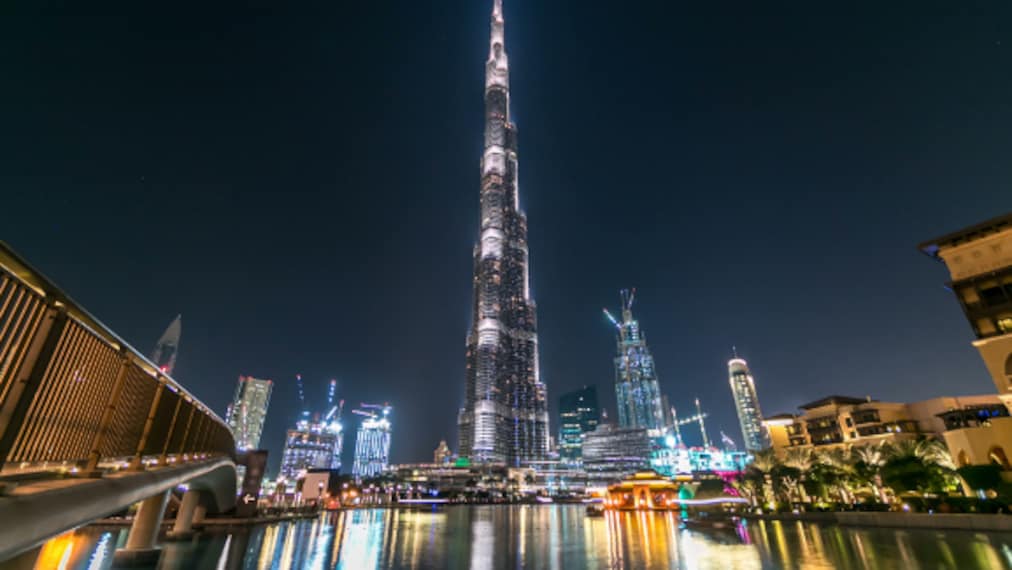 Burj_Khalifa_Lake_Dubai_5