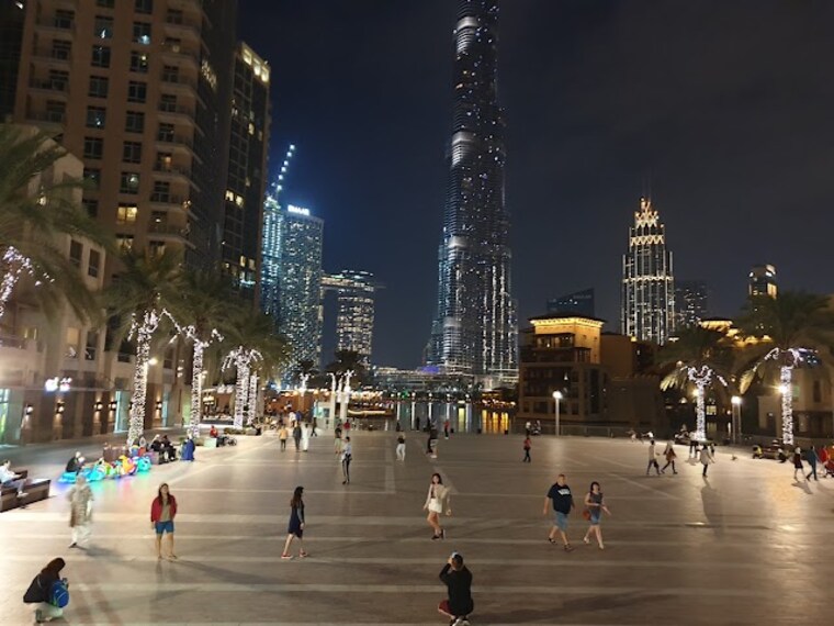 Burj_Plaza_by_Emaar_Dubai_2