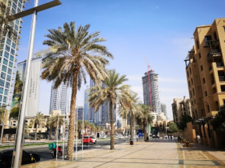 Burj_Plaza_by_Emaar_Dubai_5