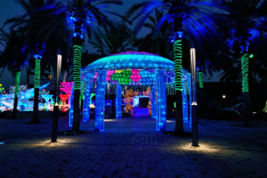 Dubai_Garden_Glow_3