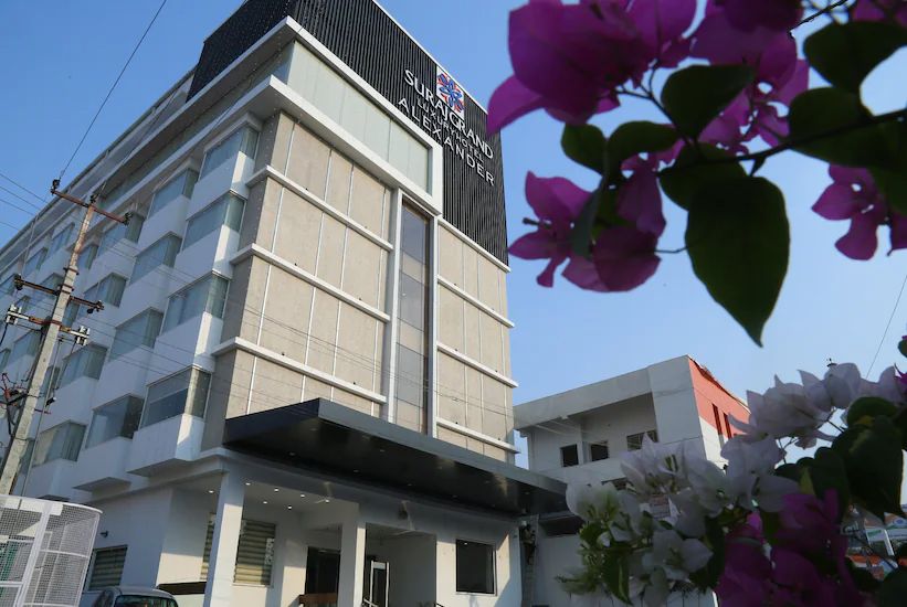 Alexander_luxury_hotel_1
