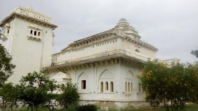 Penukonda_fort_gagan_mahal_2