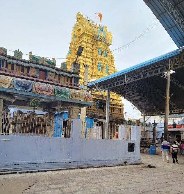Sri_kadiri_laxmi_narasimha_swamy_temple__2