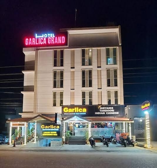 Garlica_multicuisine_restaurant_2