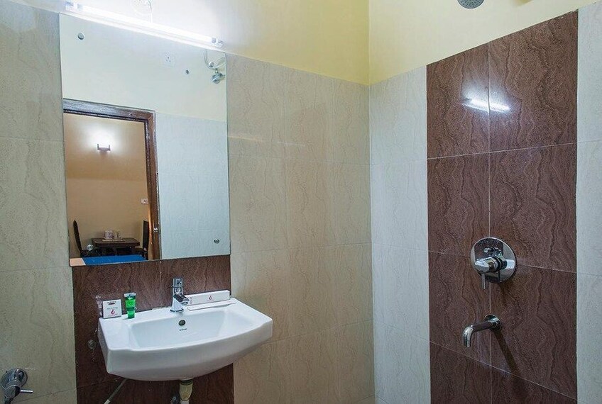 Hotel_deep_continental_1