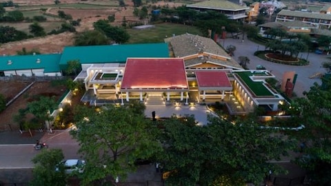 The Grand Gardens Resort