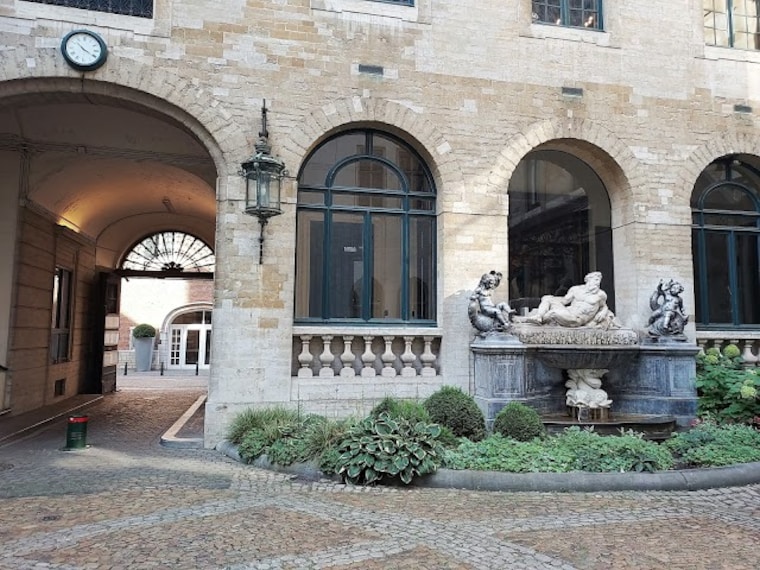 brussels_town_hall_brussels_3