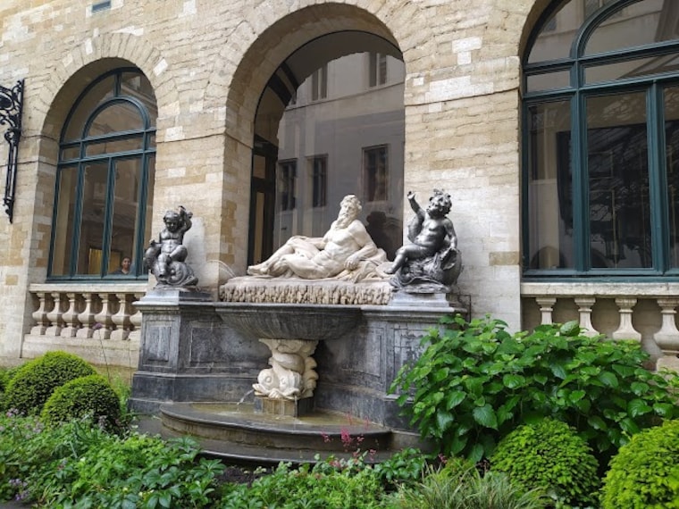 brussels_town_hall_brussels_4