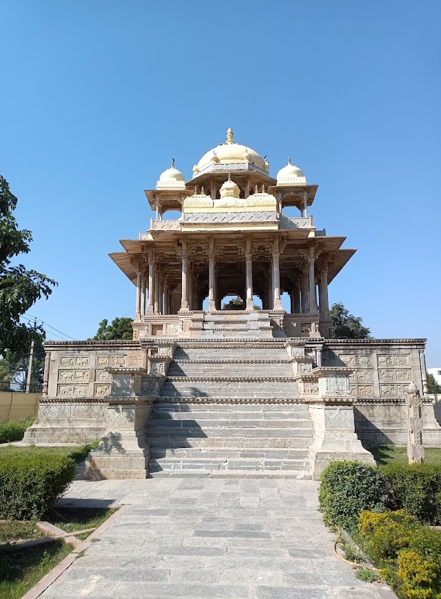 chaurasi_khambon_ki_chhatri_bundi_1