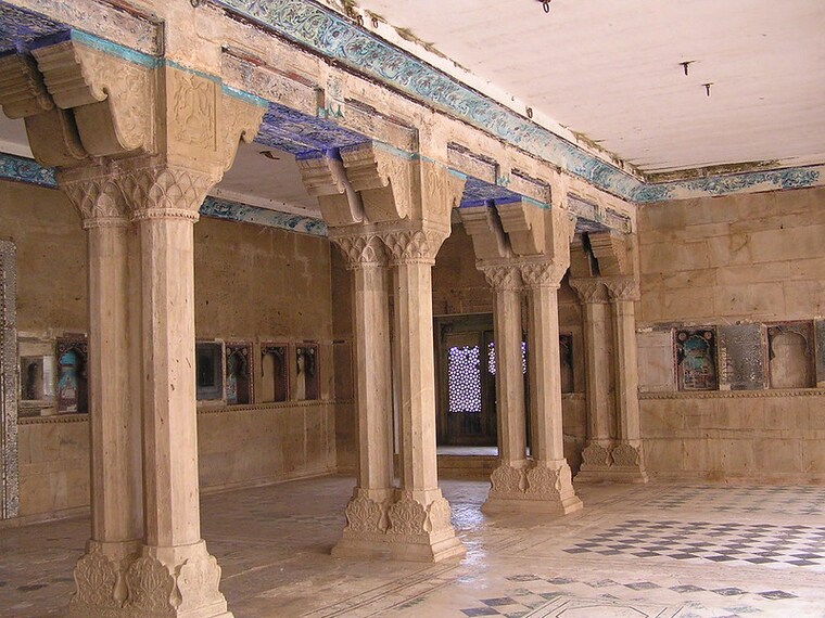 chhattra_mahal_bundi_1