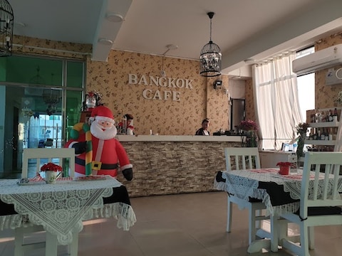 Bangkok Cafe and Cuisine