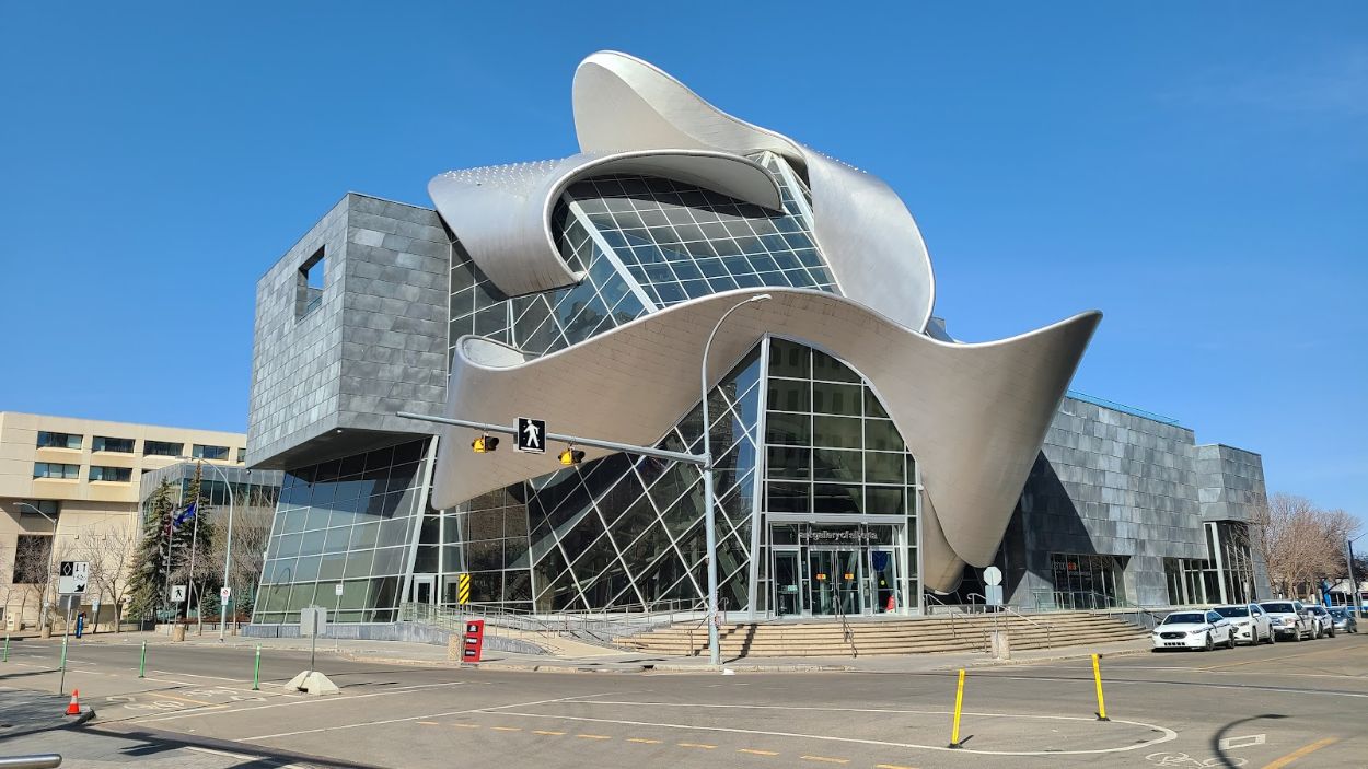 Edmonton_Art_Gallery_of_Alberta_1