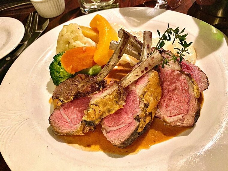 Edmonton_Normands_Restaurant_4
