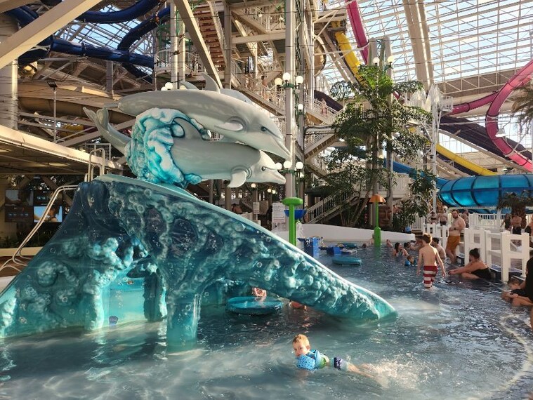 Edmonton_World_Waterpark_4