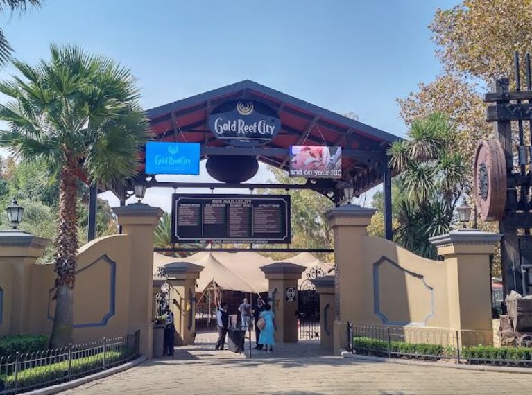 Johannesburg_Gold_Reef_City_Theme_Park_2