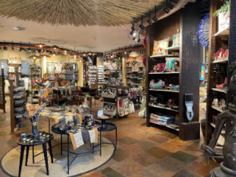 Johannesburg_Nelson_Mandela_Square_7