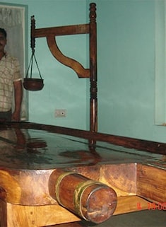 Indulge in an Ayurvedic Massage