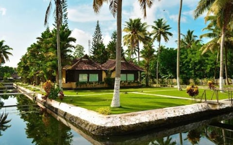 Paradise Resort Kumarakom
