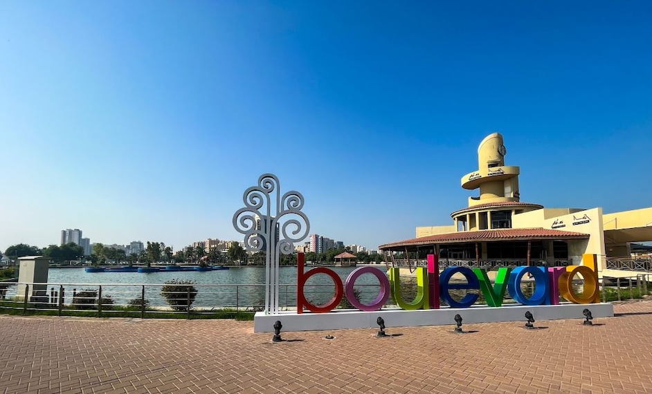 Kuwait_Boulevard_Park_9
