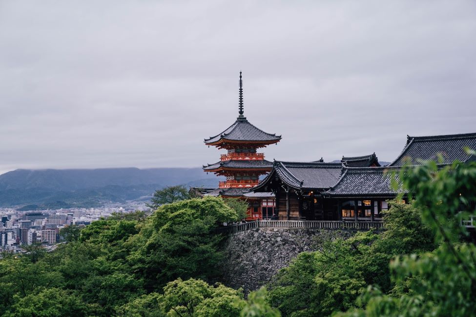 Kyoto_Pure_Water_Temple_2