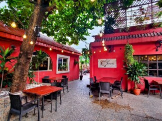 Lagos_La_Taverna_Lagos_1