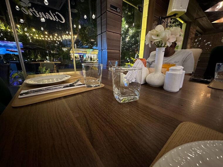 Lagos_Cilantro_Lagos_3