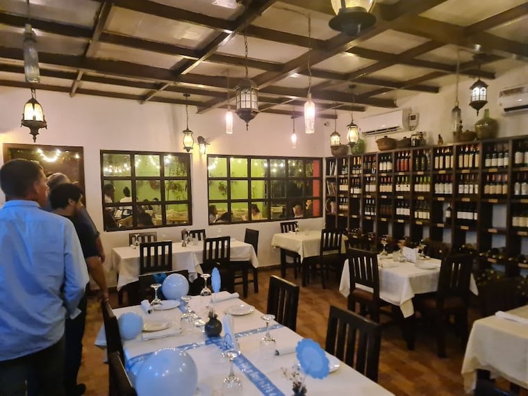 Lagos_La_Taverna_Lagos_6