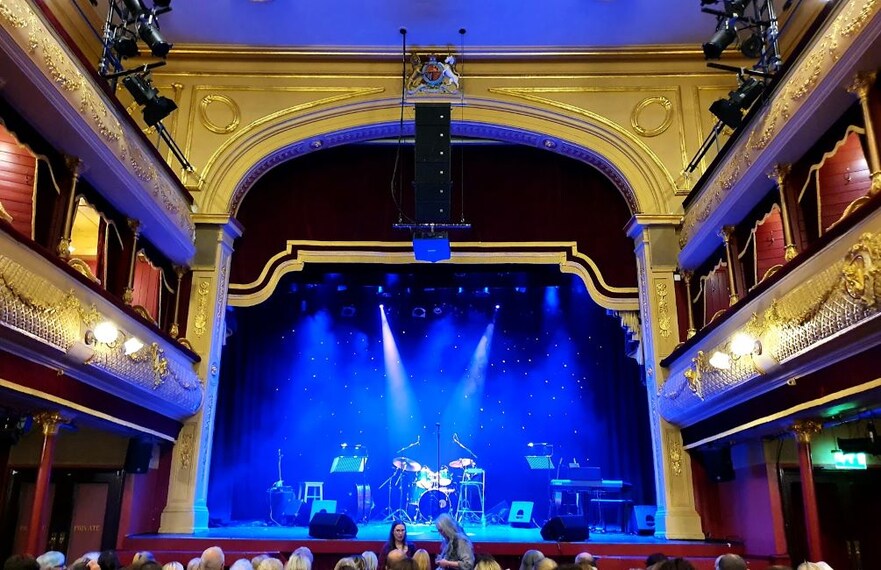 Leeds_City_Varieties_Music_Hall_2
