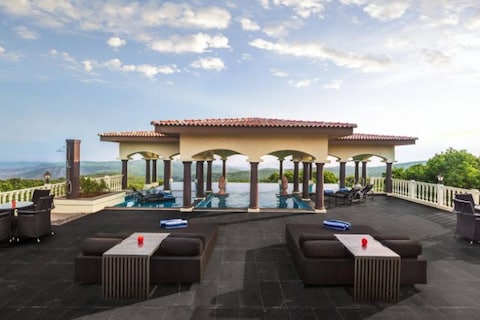 Le Meridien Mahabaleshwar Resort & Spa