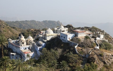 Visit Achalgarh Fort