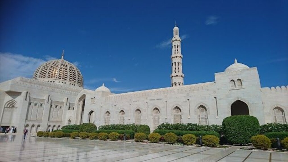 salalah_sultan_qaboos_mosque