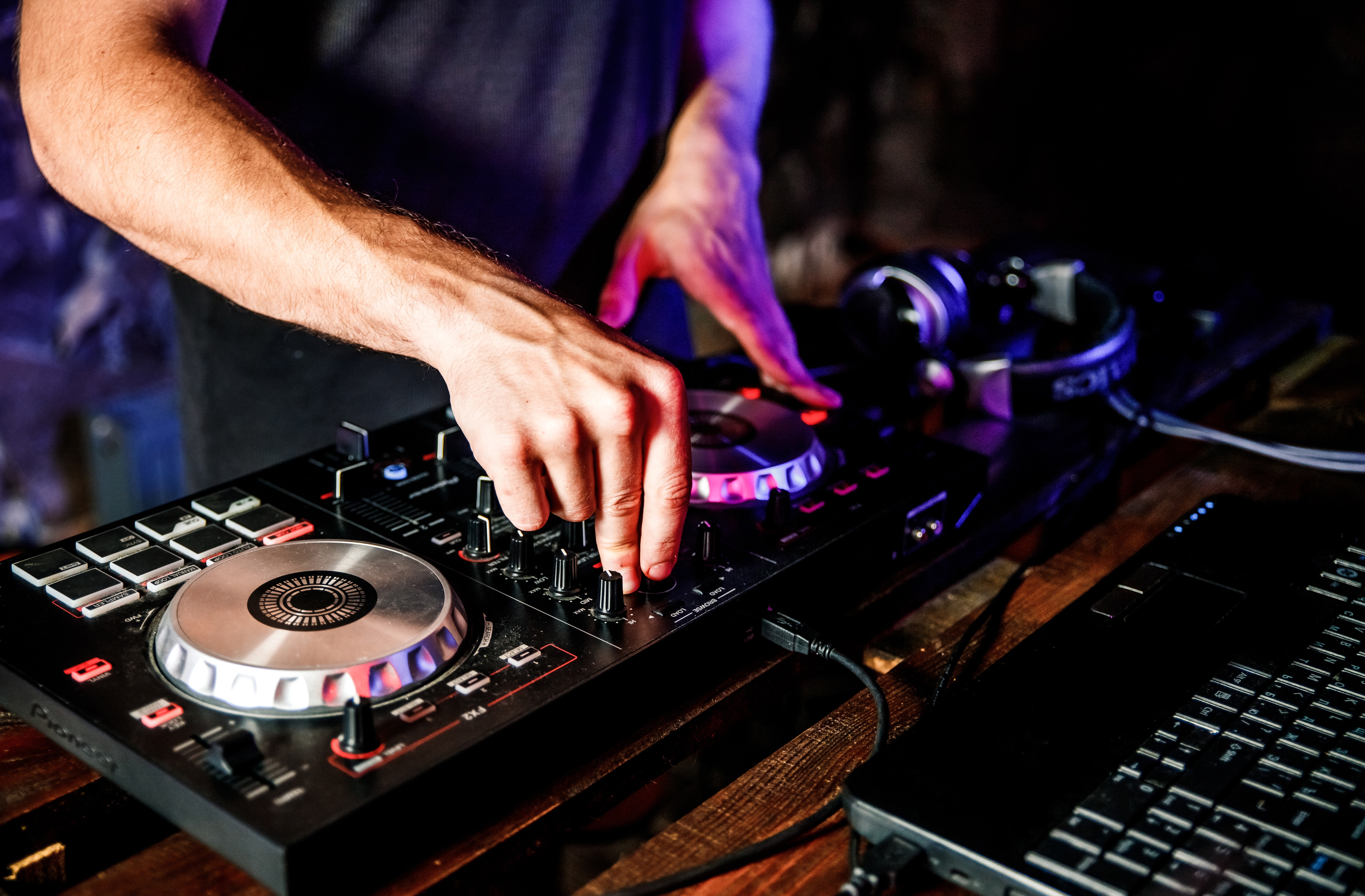 DJ Night