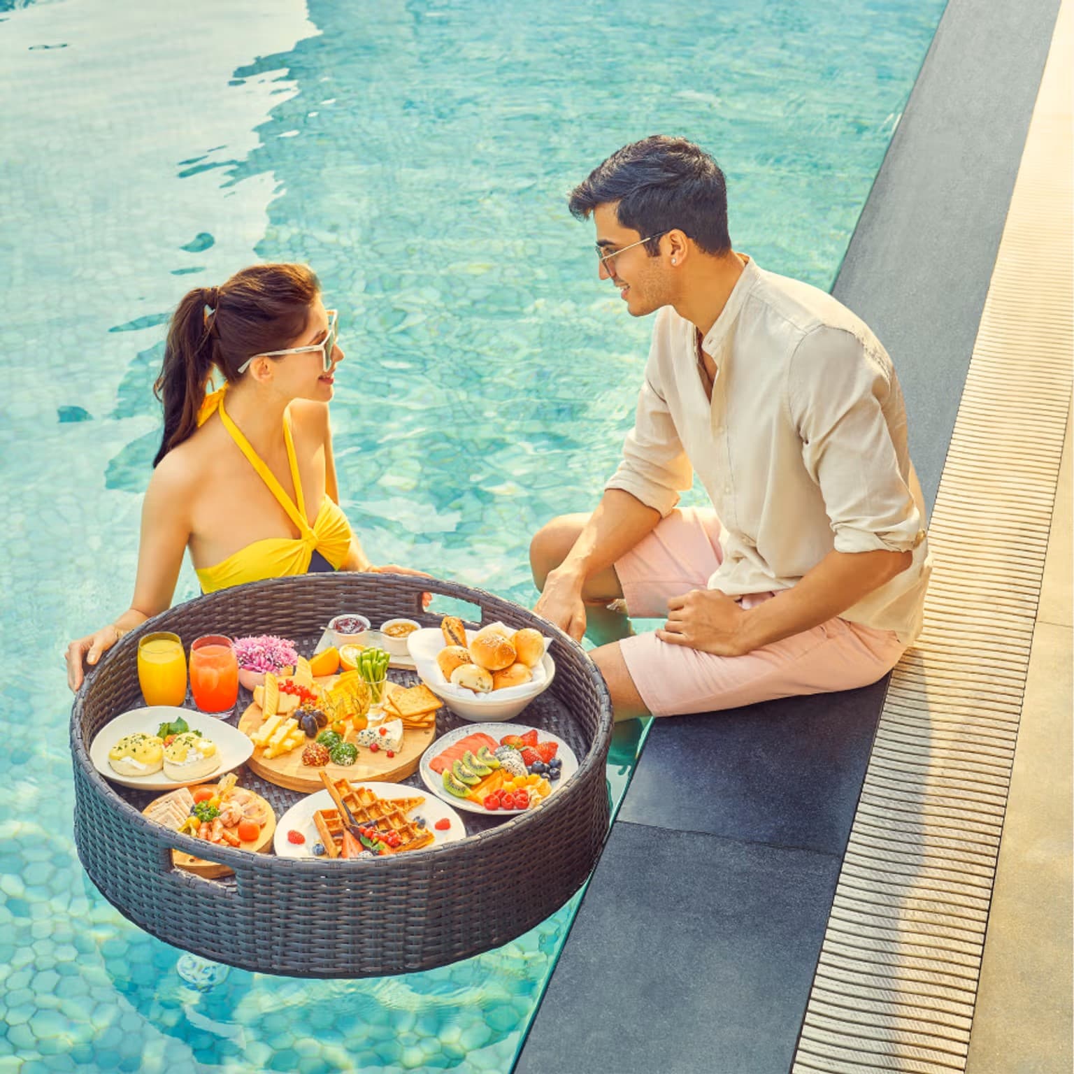 Floating Breakfast Experience