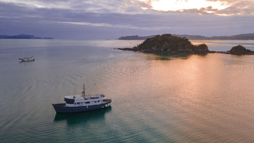 Bay_of_Islands_New_Zealand_3