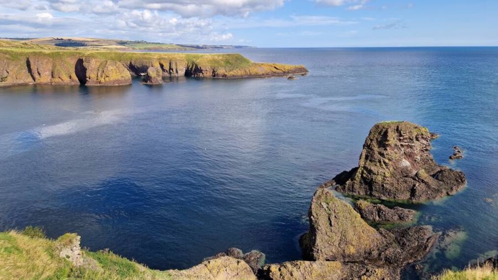 Aberdeen_Dunnottar_Castle_10