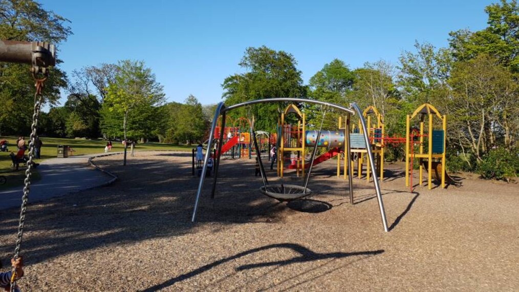 Aberdeen_Hazlehead_Park_1