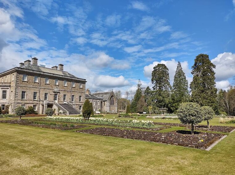 Aberdeen_Hoddo_House_2