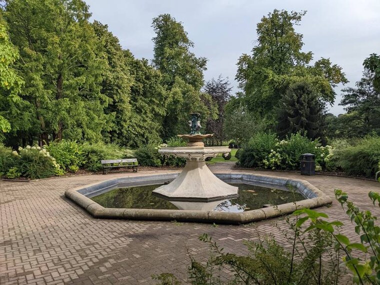 Aberdeen_Seaton_Park_6