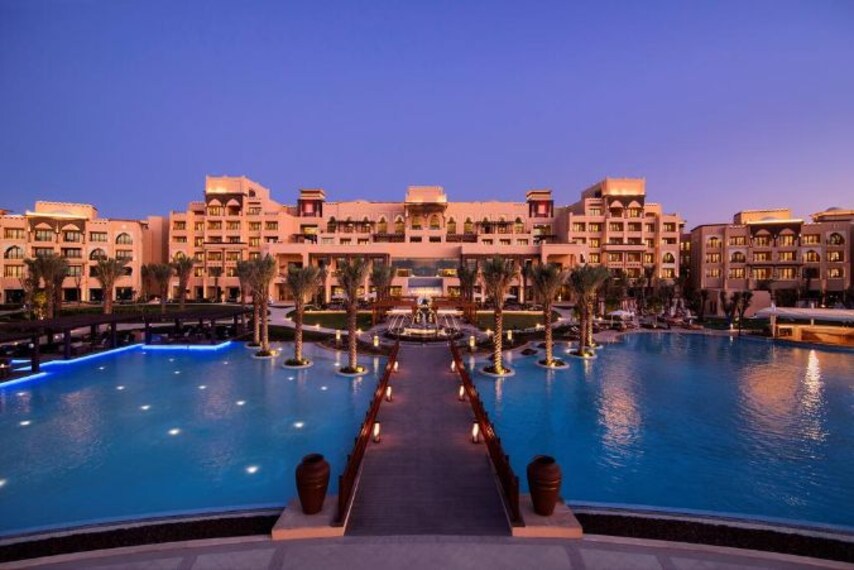abu_dhabi_saadiyat_rotana_resort_villas