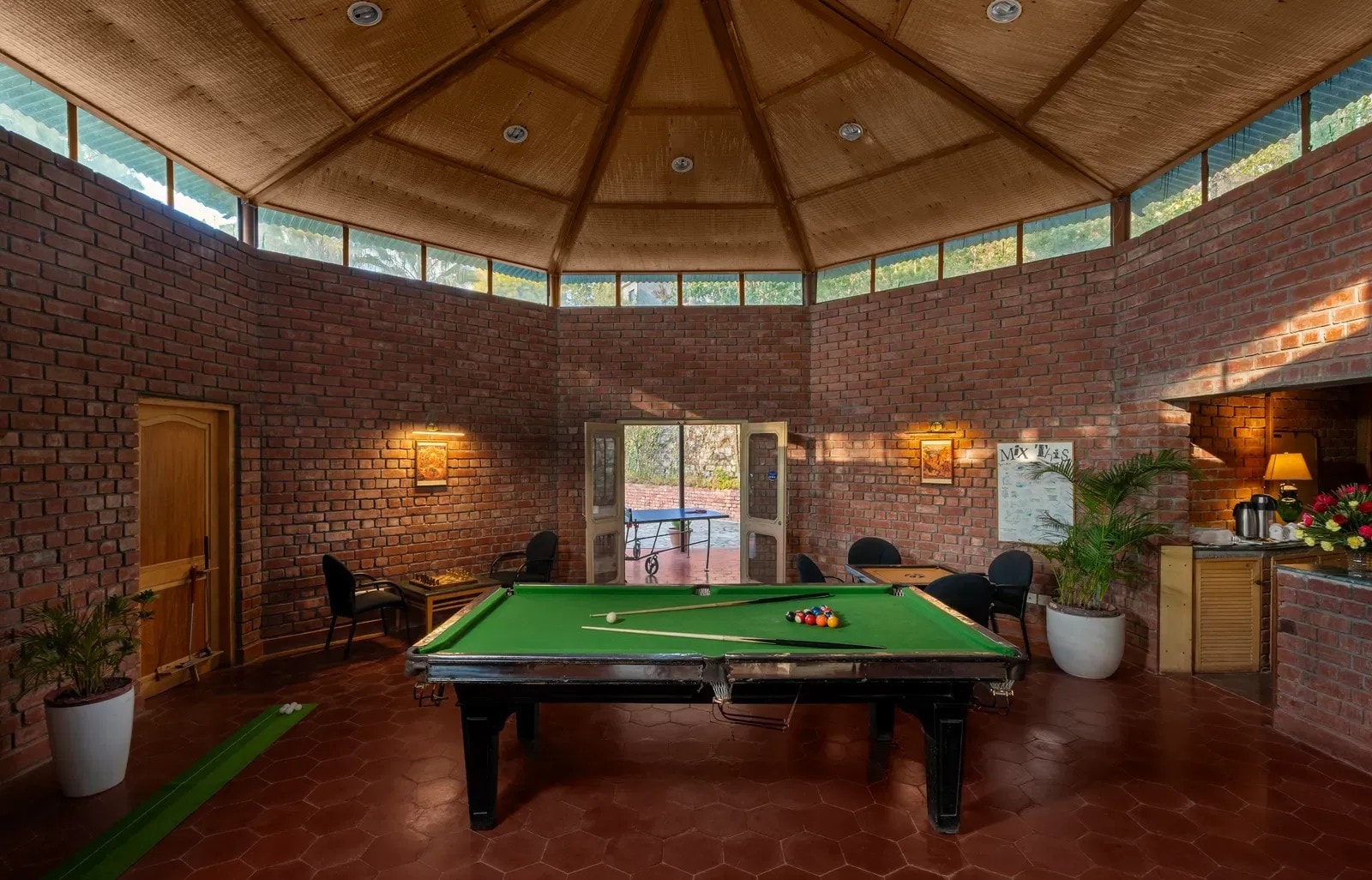 Baikunth Resorts Kasauli by Leisure Hotels - Tap to explore photos