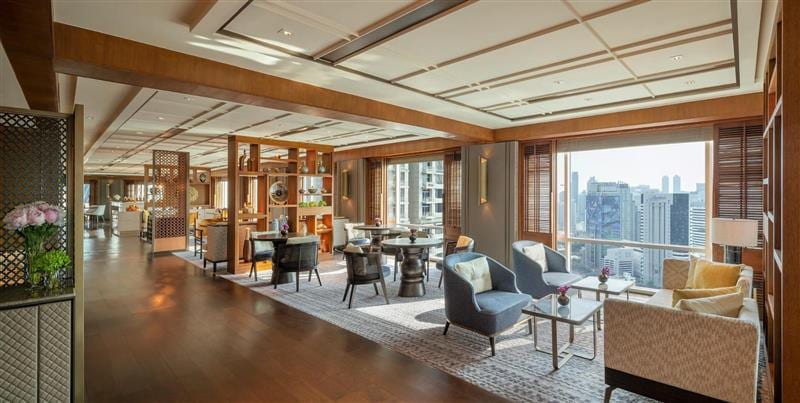 Stays with Lounge Access