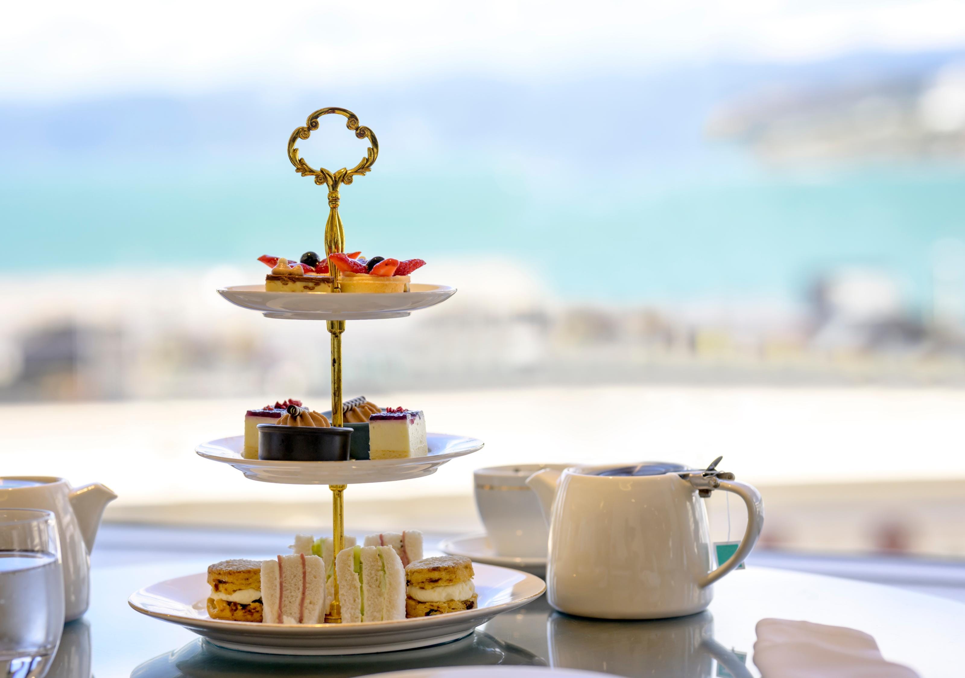 Pool Side Hi Tea Sheraton Grand Chennai Resort & Spa 𝗕𝗢𝗢𝗞 Mahabalipuram Resort