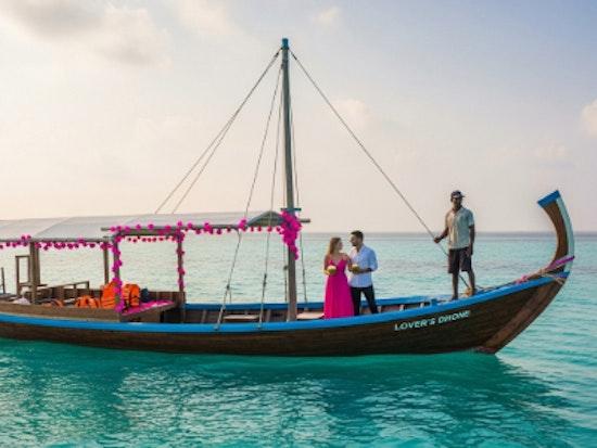 Lover’s Dhoni Ride