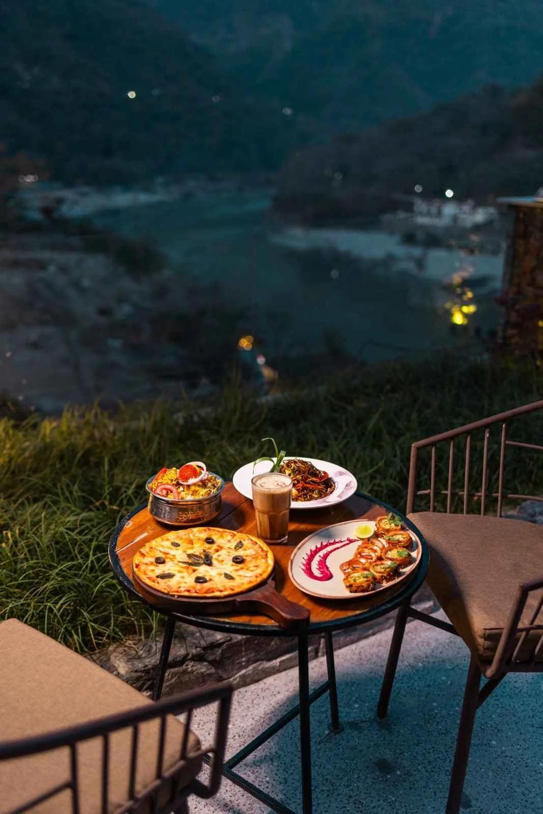 River View Open-Air Dining