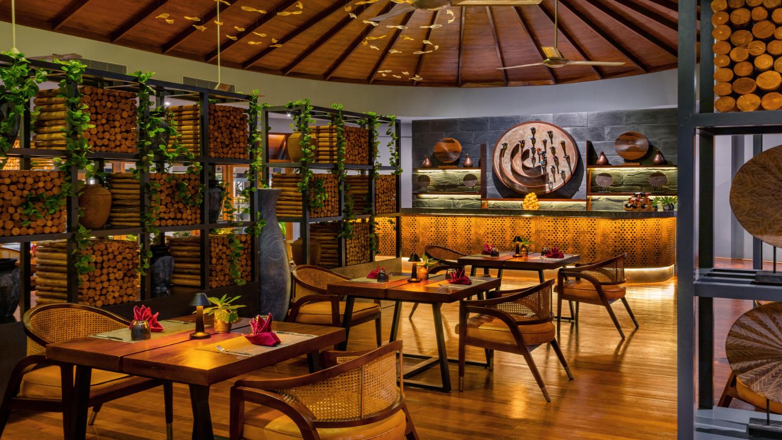 Overwater Dining at Grill