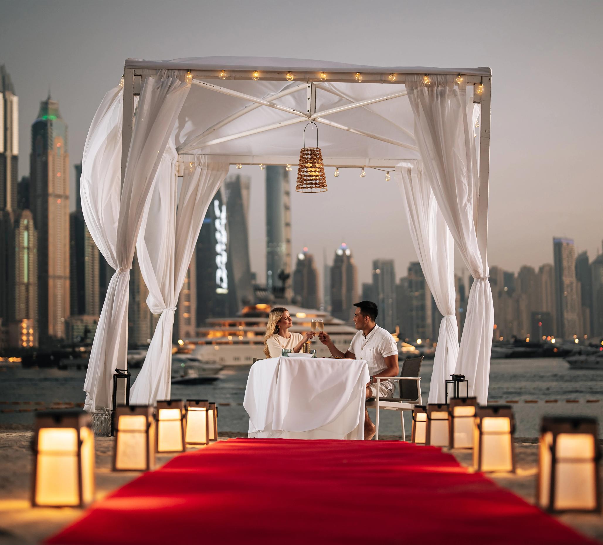 Beachside Romantic Dinner